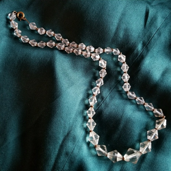 Vintage Jewelry - Relisted - vintage Art Deco cut crystal bead necklace clear